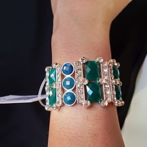 Costume jewelry bracelet